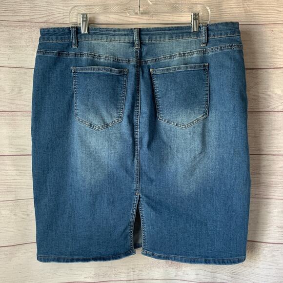 Westport 1962 Denim Jean Skirt with Embroidered Flowers Size 16 - Picture 4 of 13